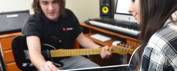 electric guitar lessons