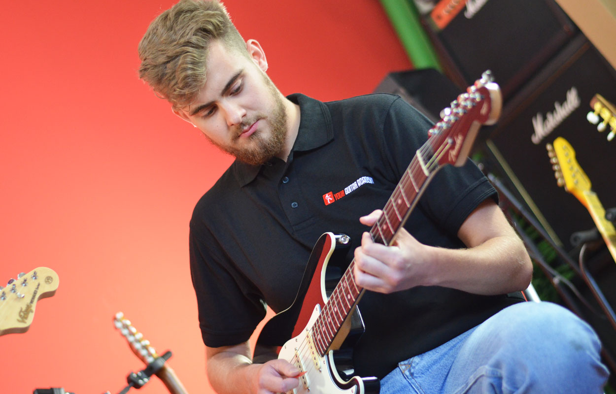 Guitar Lessons Oxford, Learn Guitar in Oxford Area YGA